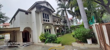 4 BHK Villa – Exterior View View at Thaltej - for Rent
