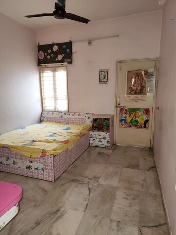 Bedroom in 3 BHK Villa at Science City – for Rent