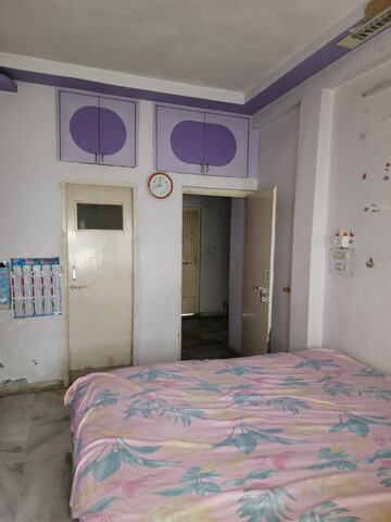 Bedroom in 3 BHK Villa at Science City – for Rent