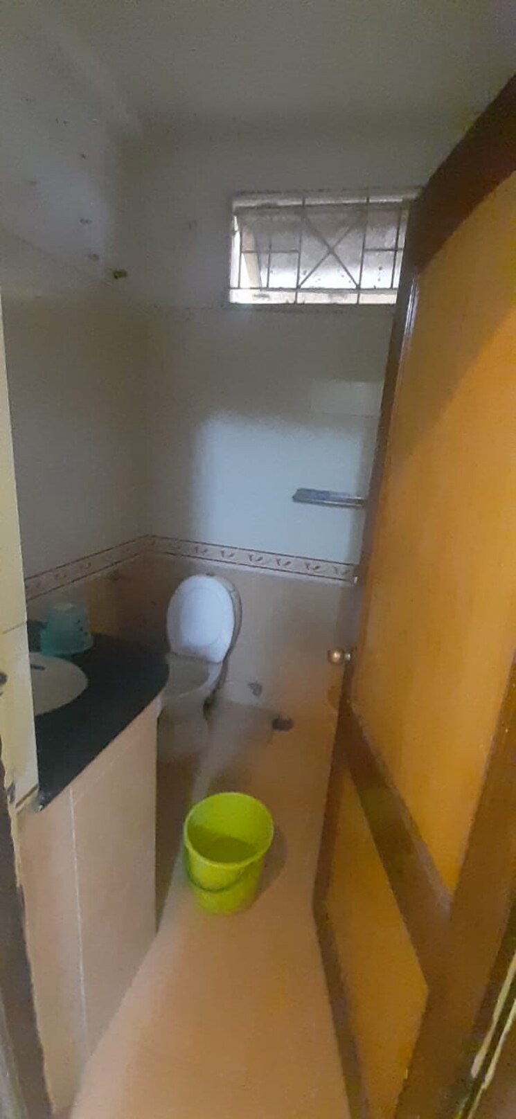 Bathroom, bsr-atria-10 3.5 Bedroom 4350 Sq.Ft. Villa In Jubilee Hills Hyderabad 7981531