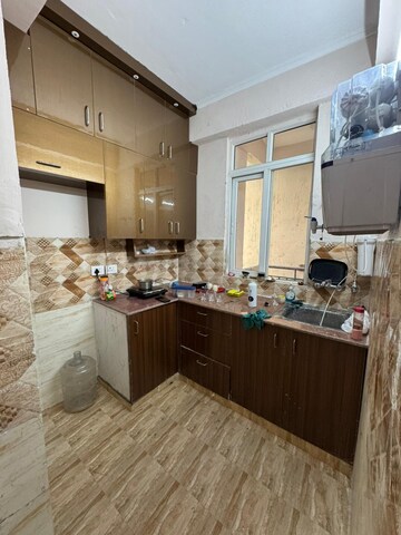 2 BHK Apartment For Rent in Amrapali Golf Homes, Sector 4, Greater Noida