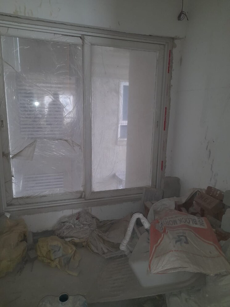 Bathroom, kanakia-paris 3.5 Bedroom 1420 Sq.Ft. Apartment In Bandra East Mumbai 7981517