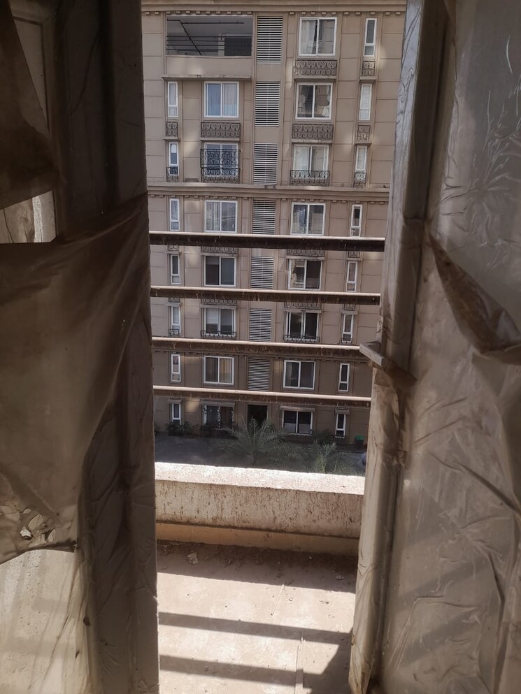 Balcony, kanakia-paris 3.5 Bedroom 1420 Sq.Ft. Apartment In Bandra East Mumbai 7981517