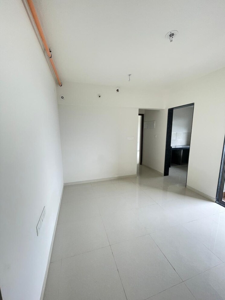 Room, runwal-eirene 1 Bedroom 423 Sq.Ft. Apartment In Balkum Pada Thane 7981552