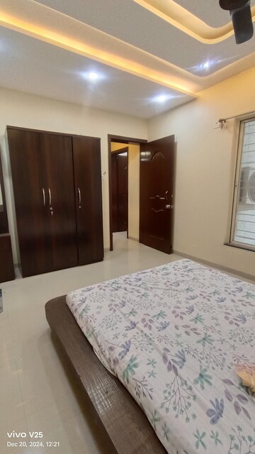 Bedroom in 2 BHK Apartment at La Gloriosa Apartment, Kalyani Nagar – for Rent