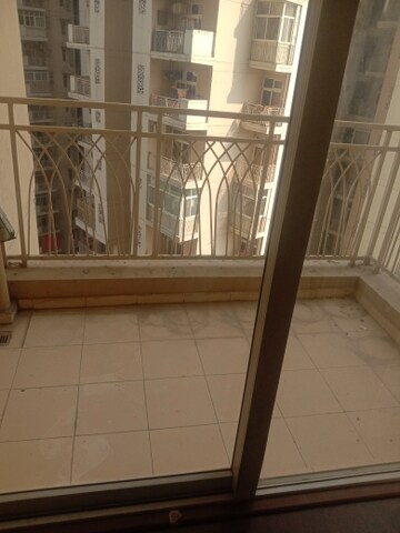 3 BHK Apartment For Rent in Mahagun Mywoods, Sector 16c Greater Noida