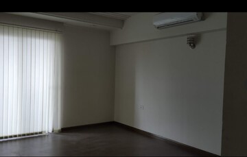 Room in 3 BHK Apartment at ATS Triumph, Sector 104 – for Sale