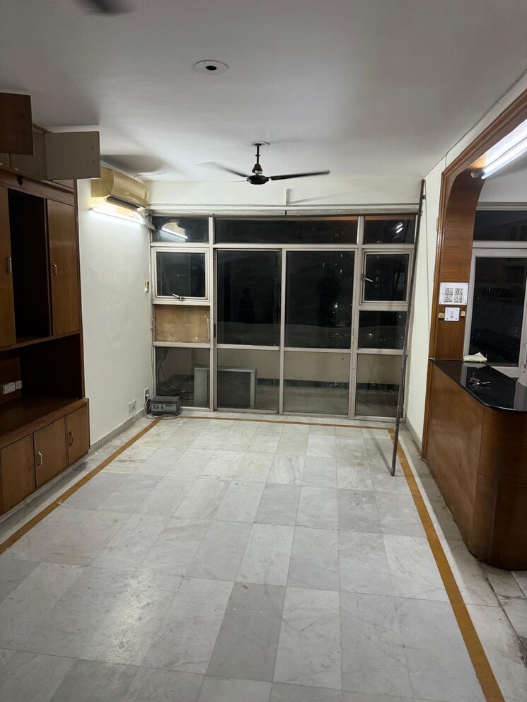 Balcony, ansal-sushant-estate 2 Bedroom 1100 Sq.Ft. Apartment In Sector 52 Gurgaon 7981641