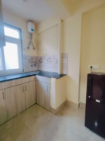 Room in 3 BHK Apartment at Ireo Skyon, Sector 60 – for Rent