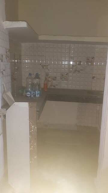 Bathroom in 1 RK Builder Floor at Mayur Vihar – for Rent
