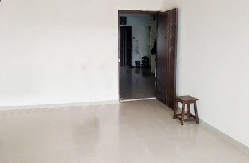 Bedroom in 1 BHK Apartment at Kurla East – for Rent