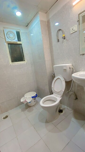 Bathroom in 3 BHK Apartment at Panchsheel Greens II, Sector 16 Greater Noida – for Rent