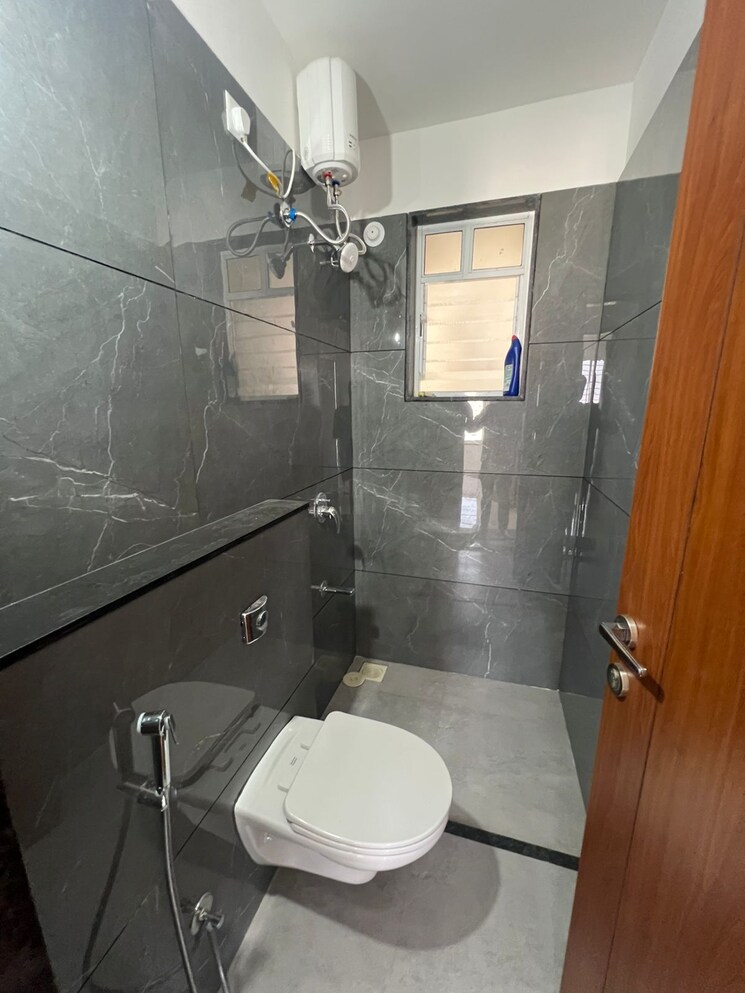 Bathroom, rajluckxmi-stellar-homes-phase-1 2 Bedroom 648 Sq.Ft. Apartment In Hinjewadi Pune 7981797