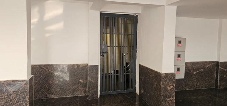 Room, bptp-amstoria-country-floor 3 Bedroom 250 Sq.Yd. Builder Floor In Sector 102 Gurgaon 7981806