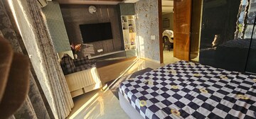 Master Bedroom in 3 BHK Builder Floor at BPTP Amstoria Country Floor, Sector 102 – for Sale