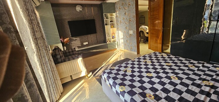 Master Bedroom, bptp-amstoria-country-floor 3 Bedroom 250 Sq.Yd. Builder Floor In Sector 102 Gurgaon 7981806