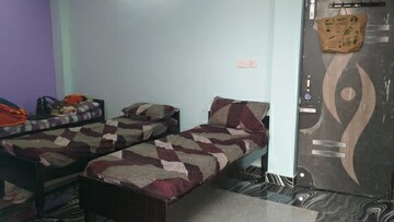 Room in  Pg at Sector 16 – for Rent