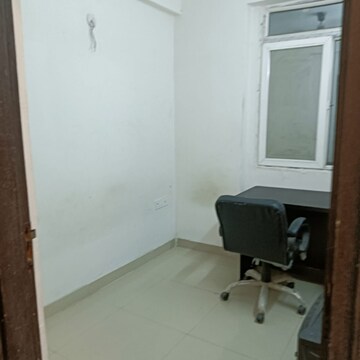 Master Bedroom in 3 BHK Apartment at Aims Greens Avenue, Sector 4 Greater Noida – for Rent