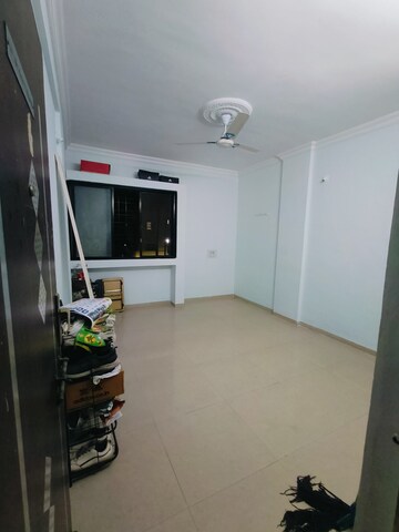 Room in 1 BHK Apartment at Wadgaon Sheri – for Rent