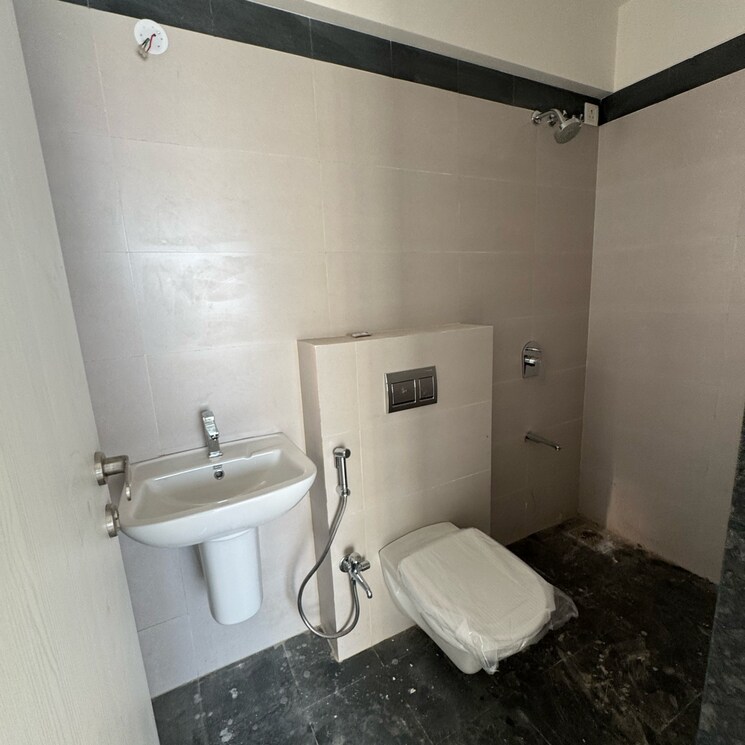 Bathroom, rustomjee-bella-phase-1 2 Bedroom 600 Sq.Ft. Apartment In Bhandup West Mumbai 7981865
