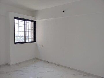 Room in 2 BHK Apartment at Wadgaon Sheri – for Rent