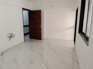 Room in 2 BHK Apartment at Wadgaon Sheri – for Rent