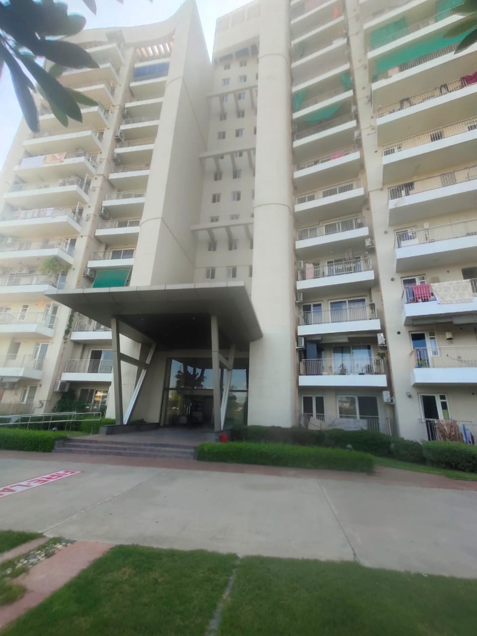 3 BHK 1625 Sq.Ft. Apartment in BPTP Discovery Park