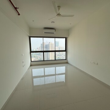 1 BHK Apartment For Rent in Kalpataru Crest, Bhandup West
