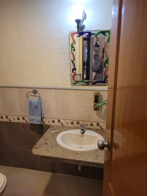 Attached Bathroom in 3 BHK Apartment at H.M.Astoria, Benson Town – for Sale