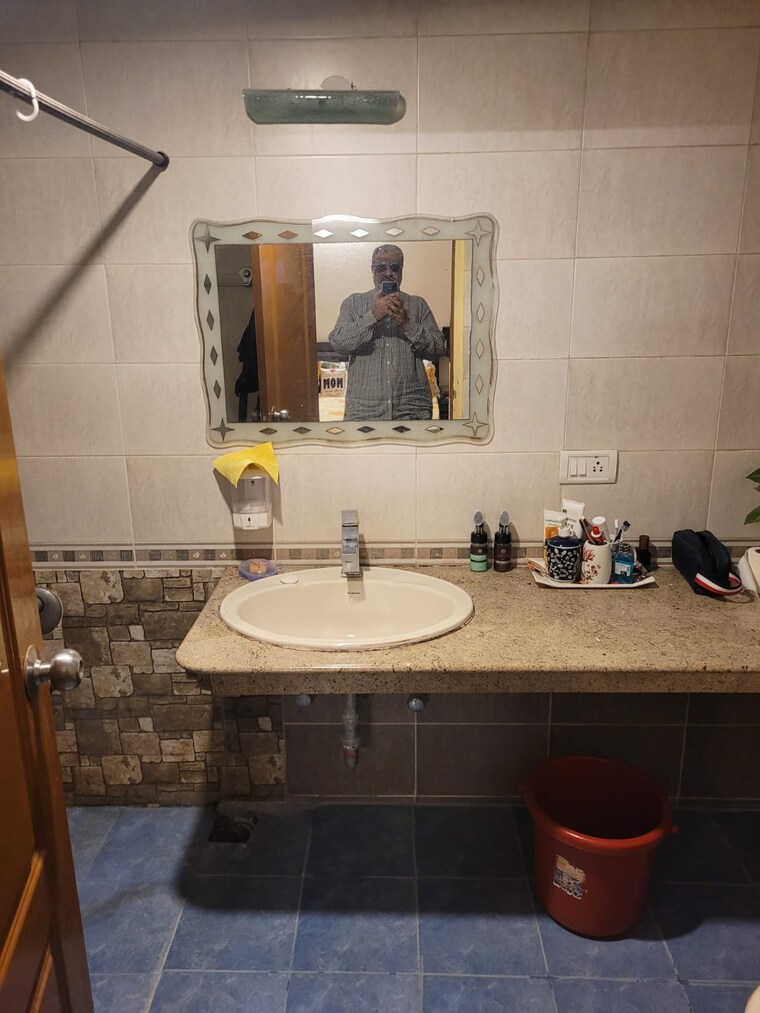 Bathroom, h-m-astoria 3 Bedroom 3200 Sq.Ft. Apartment In Benson Town Bangalore 7981898