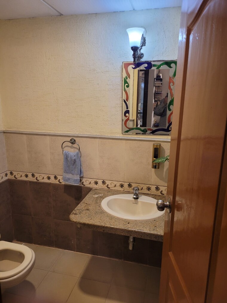 Bathroom, h-m-astoria 3 Bedroom 3200 Sq.Ft. Apartment In Benson Town Bangalore 7981898