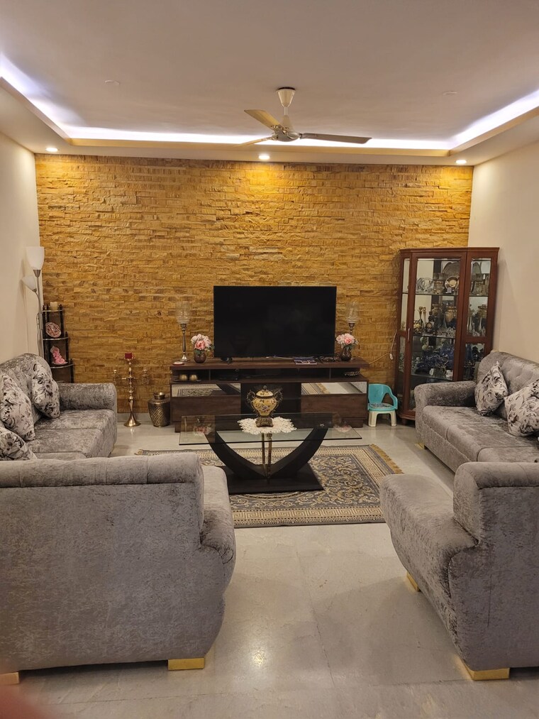 Living Room, h-m-astoria 3 Bedroom 3200 Sq.Ft. Apartment In Benson Town Bangalore 7981898