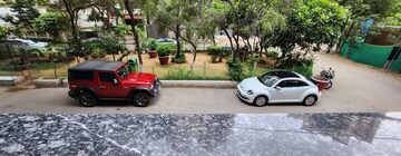 Parking in 4 BHK Builder Floor at Palam Vihar Residents Association, Palam Vihar – for Rent