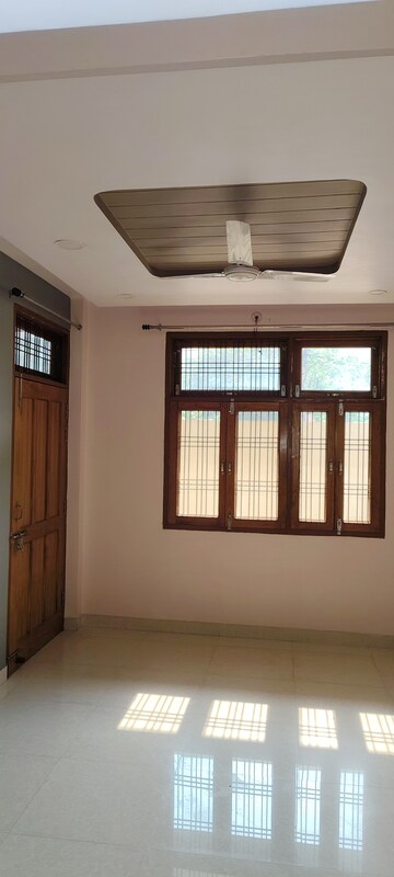 2 BHK Independent House For Rent in Gomti Nagar