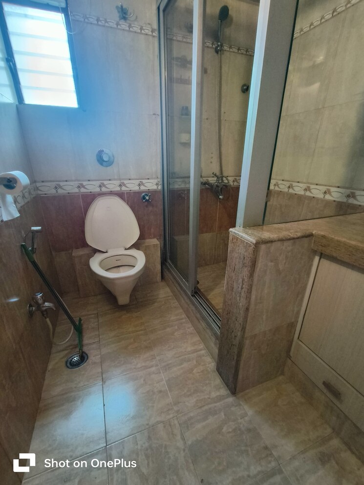 Bathroom, milton-apartment-khar-dhanda 3 Bedroom 1300 Sq.Ft. Apartment In Khar Danda Mumbai 7981944