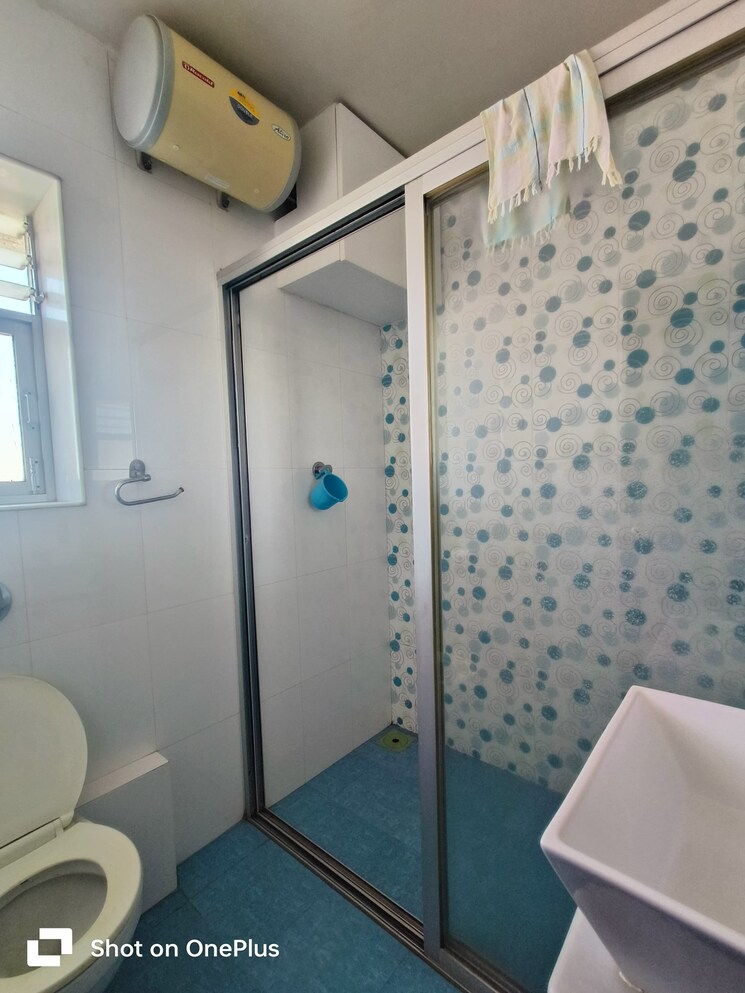 Bathroom, milton-apartment-khar-dhanda 3 Bedroom 1300 Sq.Ft. Apartment In Khar Danda Mumbai 7981944