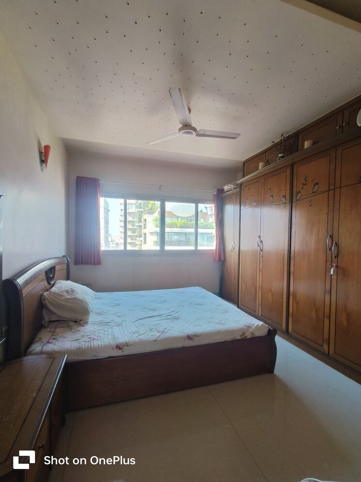 Bedroom, milton-apartment-khar-dhanda 3 Bedroom 1300 Sq.Ft. Apartment In Khar Danda Mumbai 7981944
