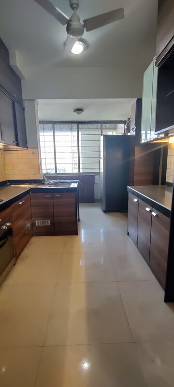 Kitchen in 3 BHK Apartment at Siddhivinayak Horizon, Prabhadevi – for Sale