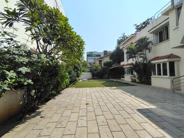 Master Bedroom in 4 BHK Independent House at Banjara Kamal, Banjara Hills – for Rent