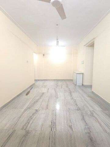 Room in 2 BHK Apartment at Raheja Garden Estate Kokanipada, Kokanipada – for Rent
