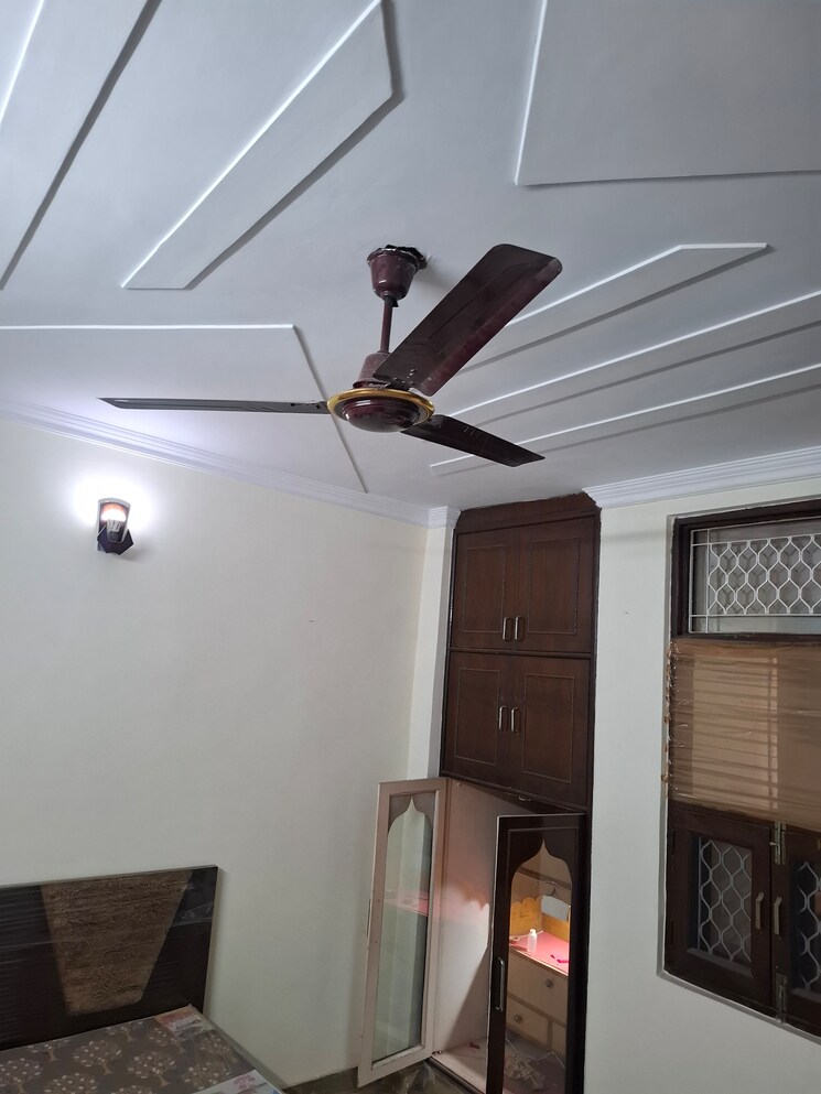 Living Room, hari nagar 2 Bedroom 75 Sq.Yd. Builder Floor In Hari Nagar Delhi 7982055