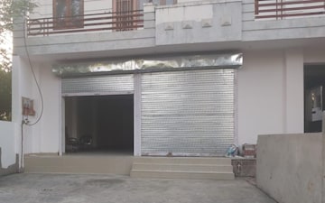 Shop For Rent in Gomti Nagar