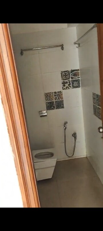 Furnished Amenities in 2 BHK Apartment at Kurla East – for Rent