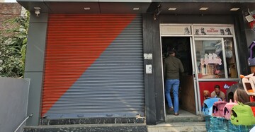  Shop For Rent in Gomti Nagar