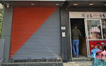 Shop For Rent in Gomti Nagar