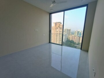 Room in 2 BHK Apartment at Om Sai Chembur Nandadeep CHS, Chembur – for Rent