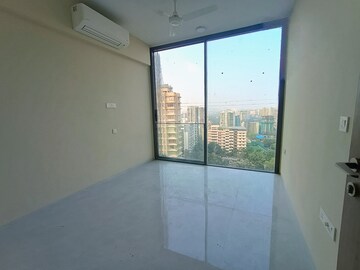 Room in 2 BHK Apartment at Om Sai Chembur Nandadeep CHS, Chembur – for Rent