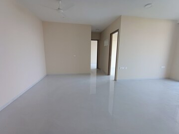 Room in 2 BHK Apartment at Om Sai Chembur Nandadeep CHS, Chembur – for Rent