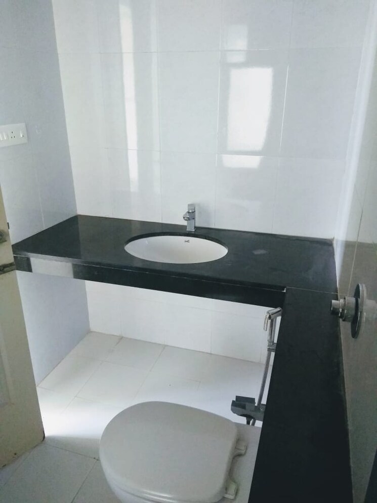 Master Bedroom, vascon-willows 3 Bedroom 2010 Sq.Ft. Apartment In Baner Pune 7982140