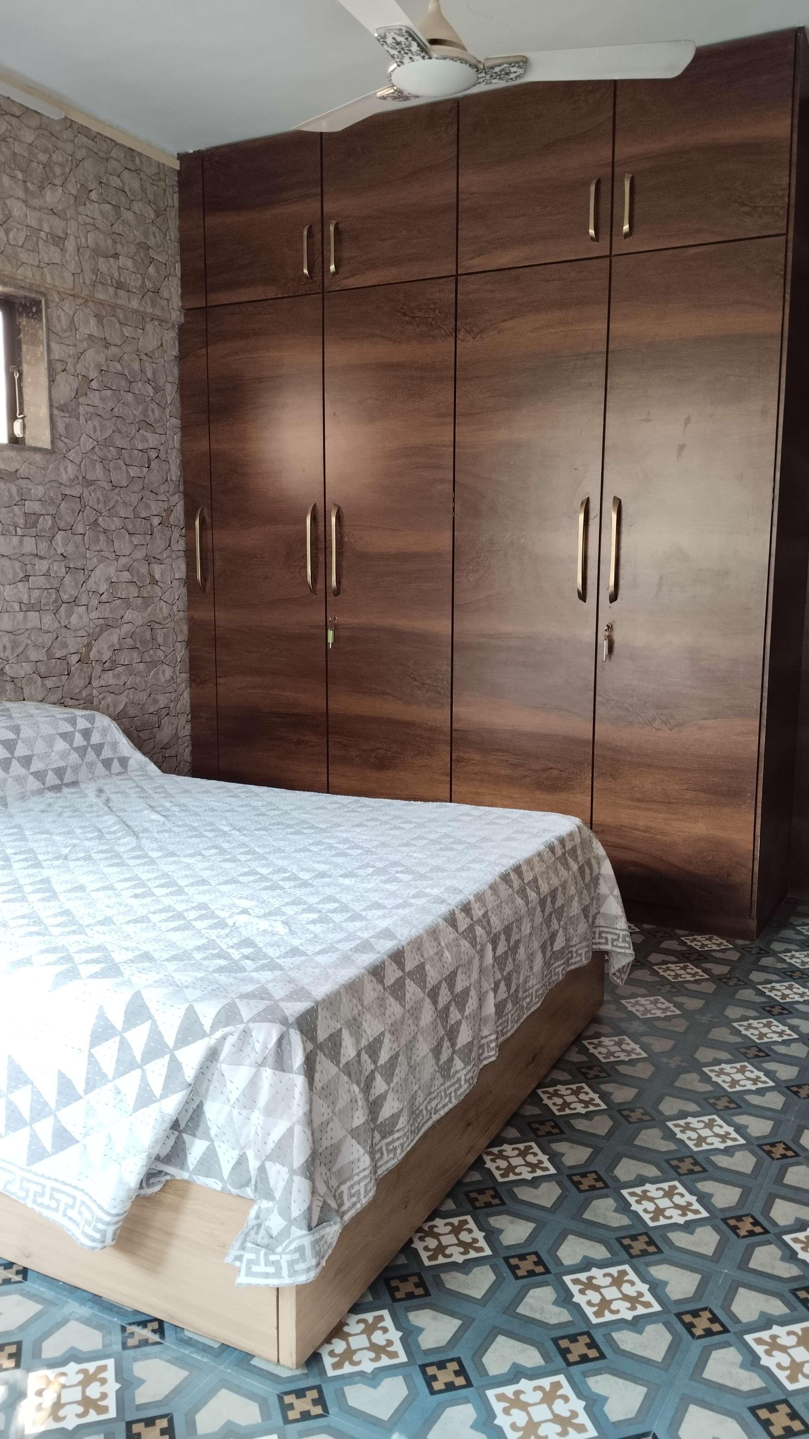 2 BHK + Pooja Room Apartment For Sale in Kedar Apartment Mahim